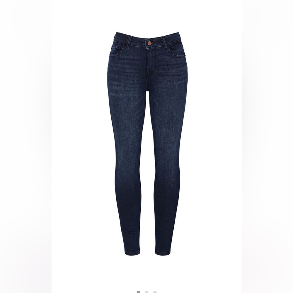EUC size 28R jeans!